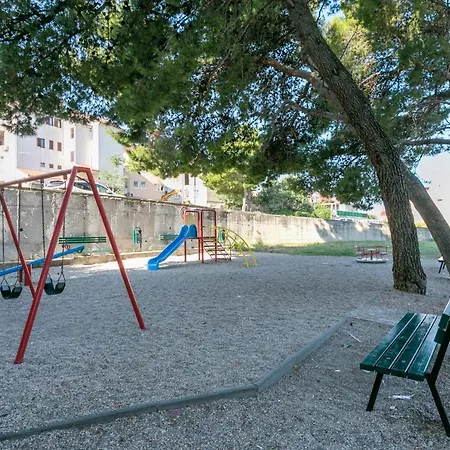 With Parking Space Solin, Split - 21310 Appartamento Solin