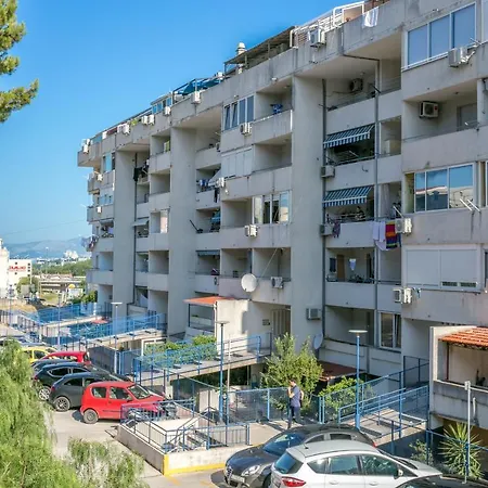 With Parking Space Solin, Split - 21310 Appartamento