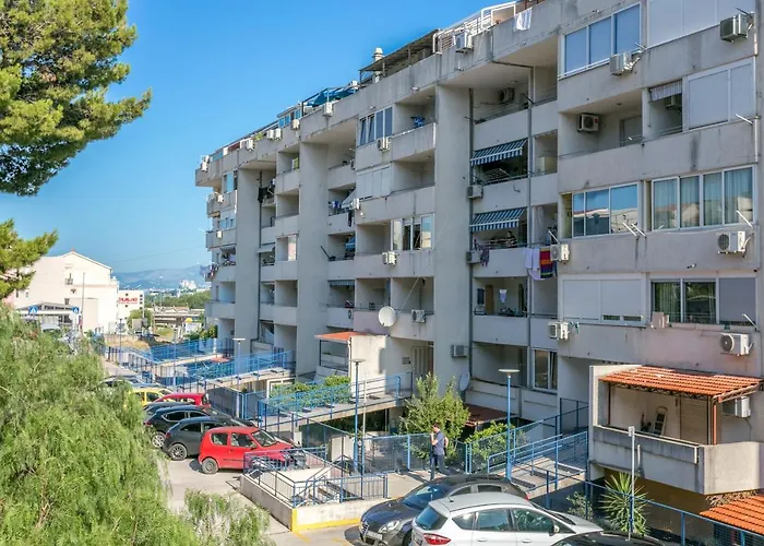 With Parking Space Solin, Split - 21310 Appartamento